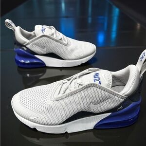 Nike Air Max 270 White Blue Unisex Sneakers Size 3Y Brand New Shoes Kids GS Heat